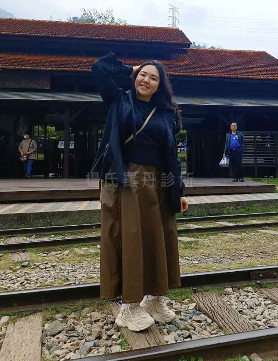 女性來減重門診前紀錄照